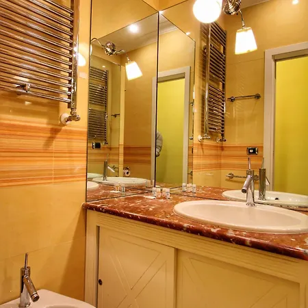 דירה Large And Charming In Trastevere By Yourhost רומא