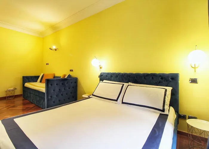 Large And Charming In Trastevere By Yourhost Apartment