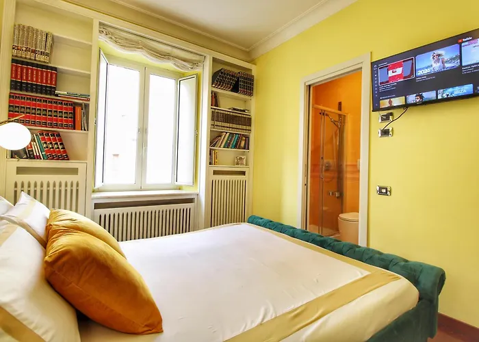 Large And Charming In Trastevere By Yourhost *